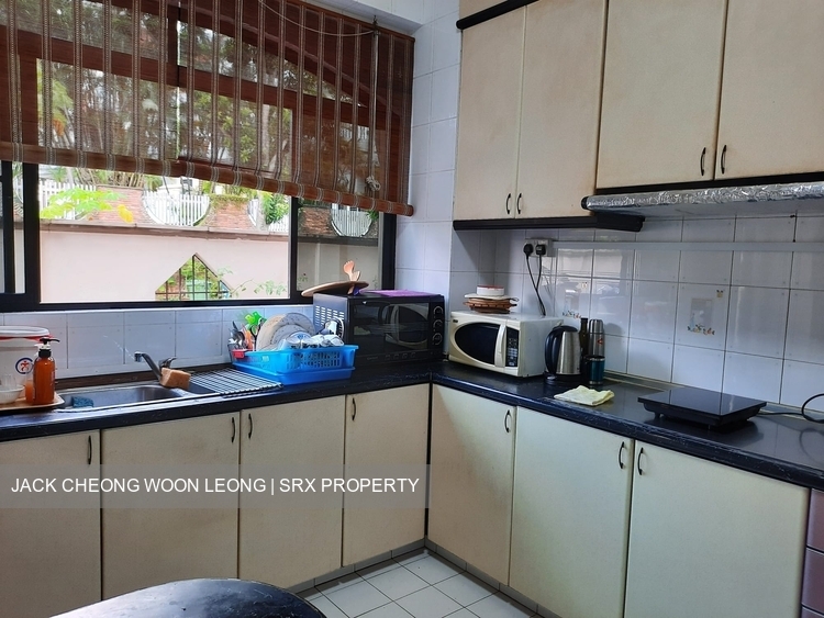 Jalan Dermawan (D23), Terrace #398891011